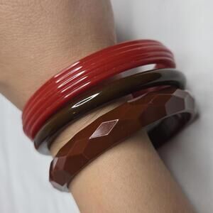 Set of 3 Vintage Bakelite Bangles Faceted Carved Spacers Brown Red